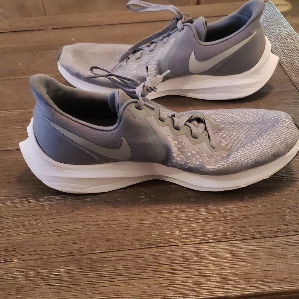 Nike Air Zoom Winflo 6 Cool Grey 2019 AQ7497-002 Size 9.5